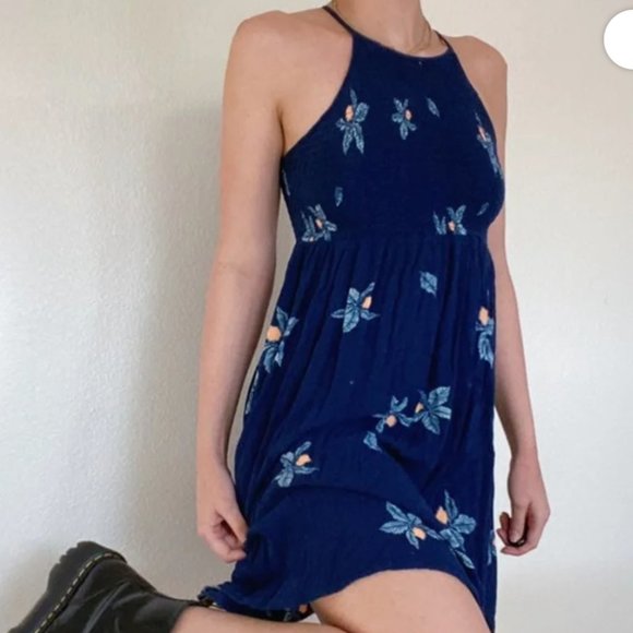 Blue Floral print flowy halter mini dress size S - Picture 1 of 4